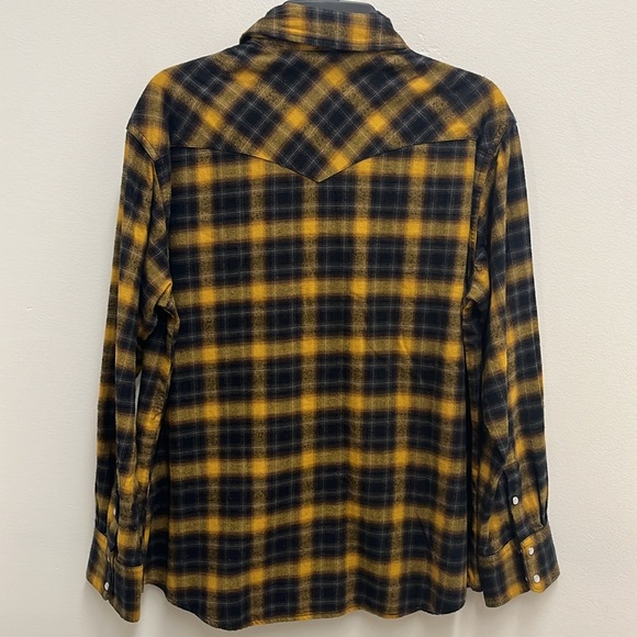 Levi’s Women’s Flannel Shirt Snapps closure Colour Yellow/Gray/Navy - Picture 6 of 8
